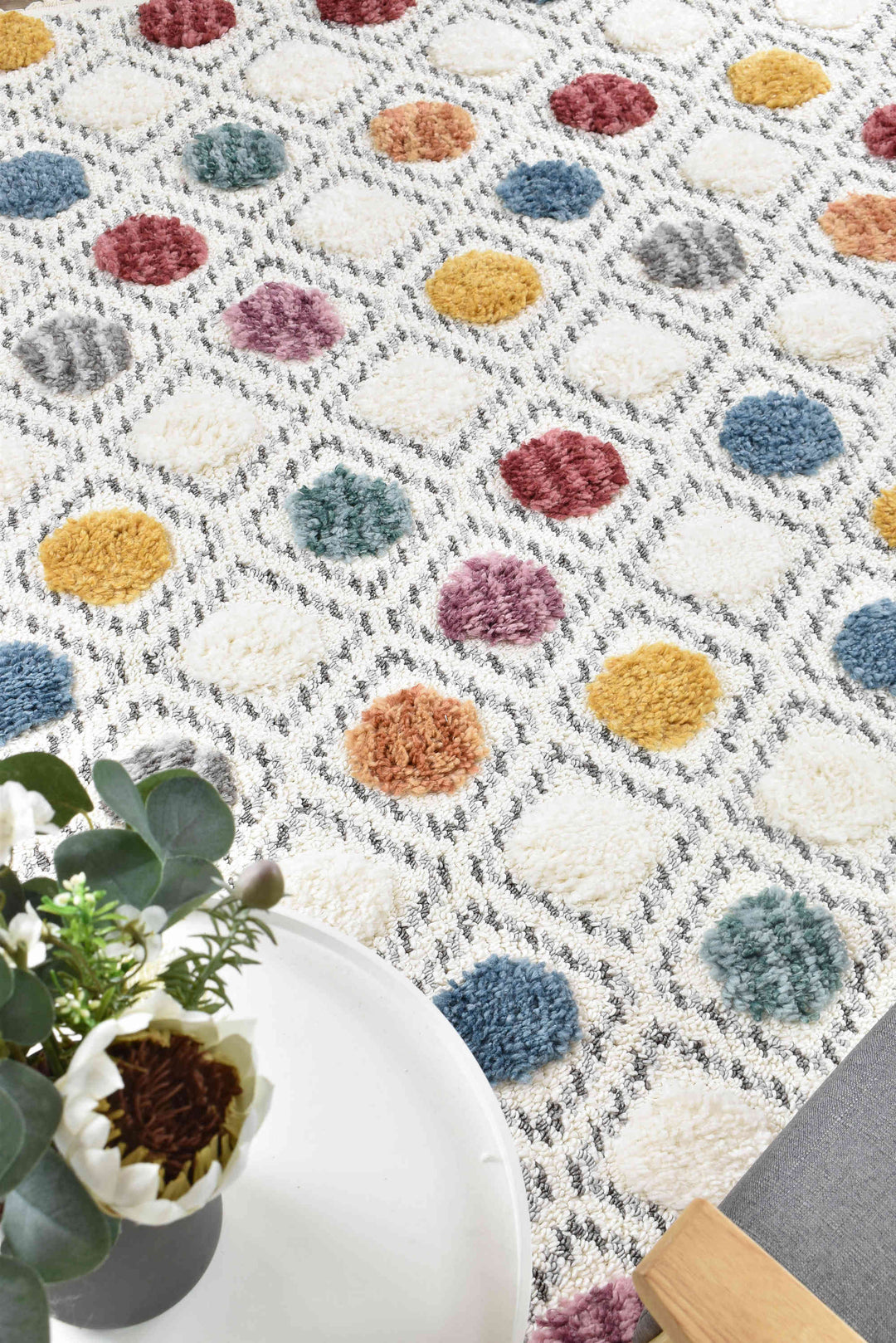Eden Polka Dots Rug - Turkish-inspired shaggy rug from Treasures of Turkey