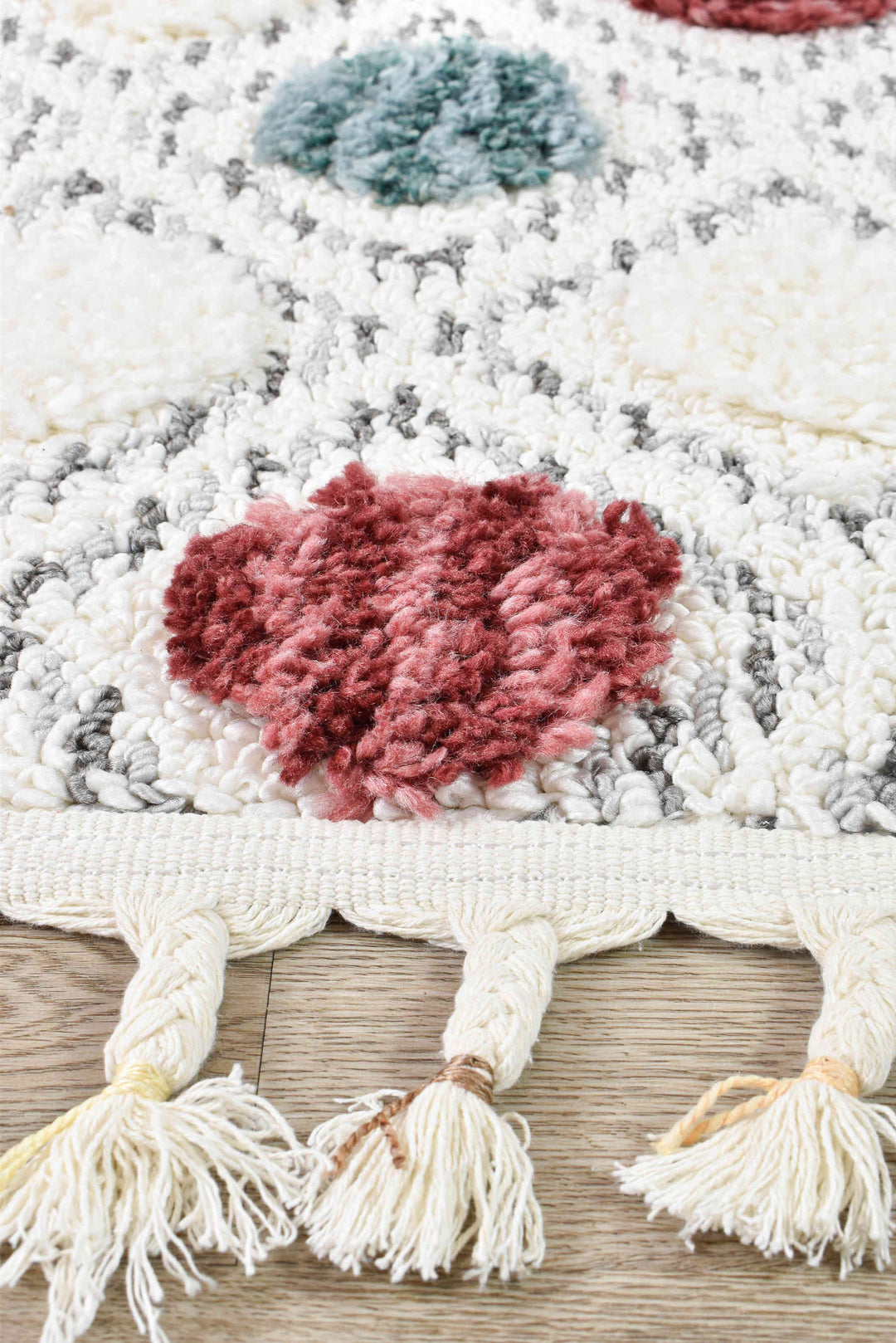 Eden Polka Dots Rug - Turkish-inspired shaggy rug from Treasures of Turkey