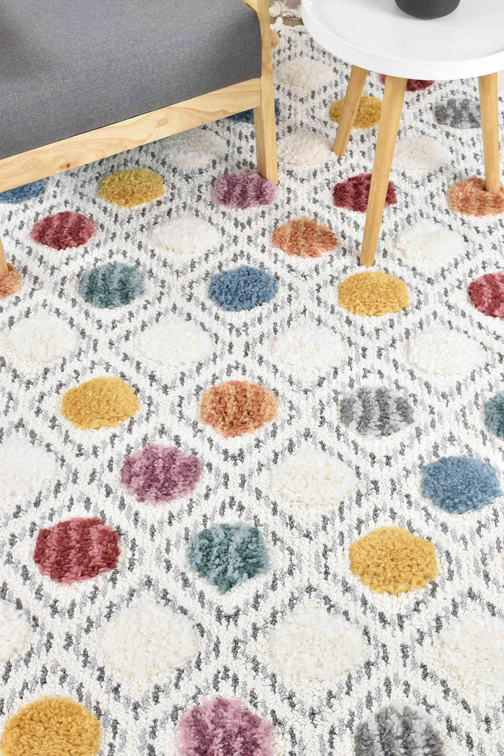 Eden Polka Dots Rug - Turkish-inspired shaggy rug from Treasures of Turkey