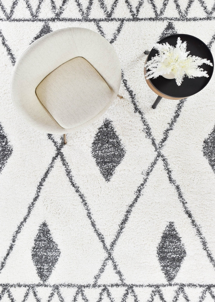 Palermo Shaggy Rug Dark Grey - Turkish-inspired shaggy rug from Treasures of Turkey