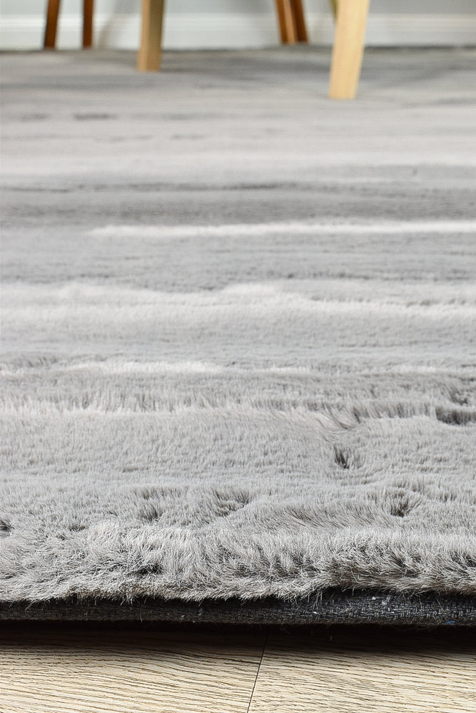 Super Soft Shaggy Grey Rug - Turkish-inspired shaggy rug from Treasures of Turkey