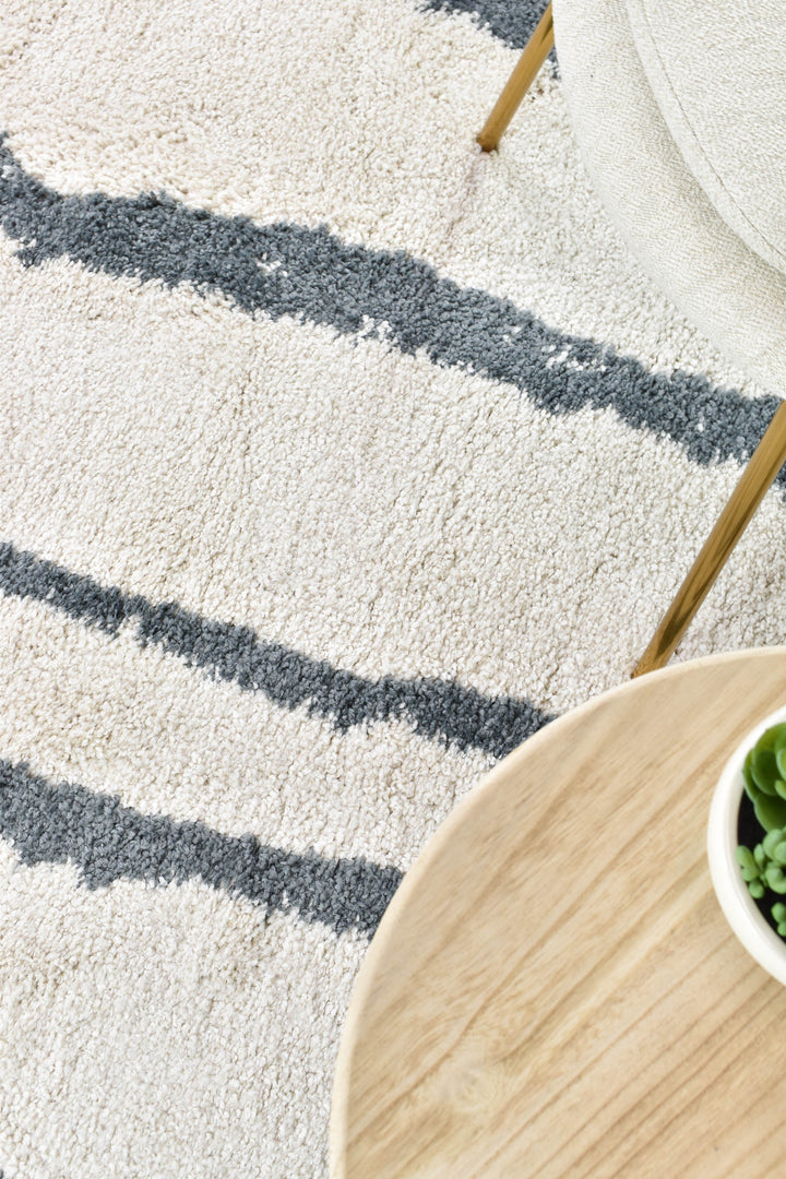 Elle Cream Grey Rug - Turkish-inspired shaggy rug from Treasures of Turkey