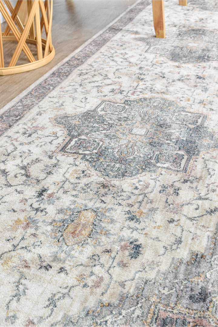 Novara Aurelia Rug - Turkish-inspired traditional rug from Treasures of Turkey
