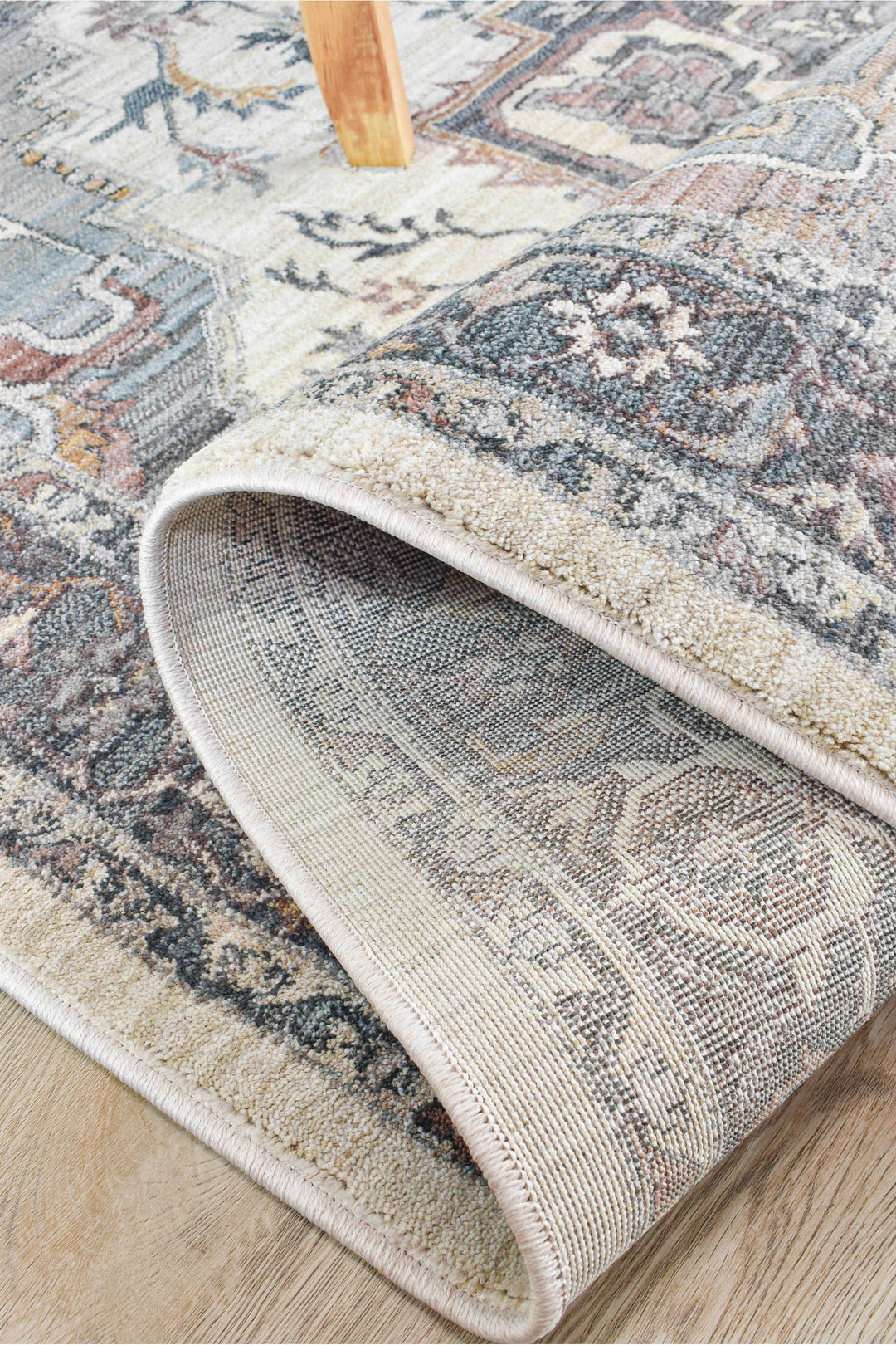 Novara Aurelia Rug - Turkish-inspired traditional rug from Treasures of Turkey