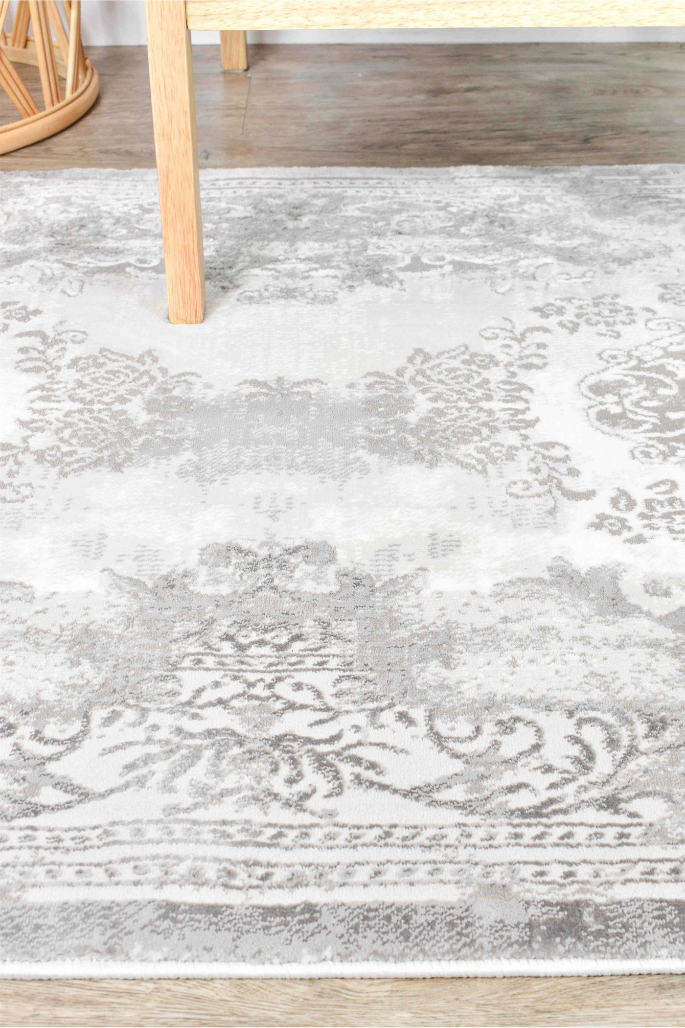 Finnegan 10172B Neutral Grey