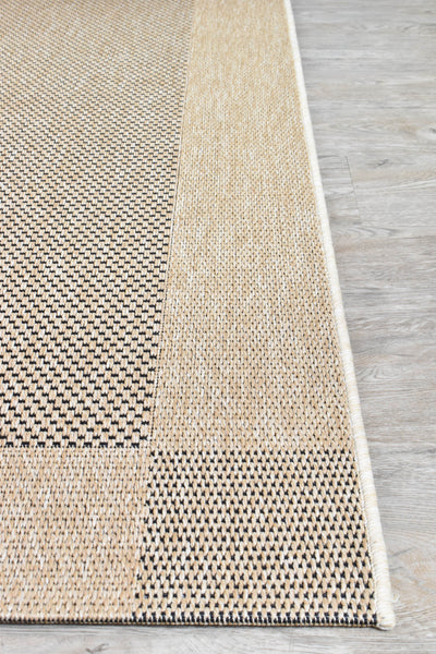Outdoor Sisal Sisal Sand Black Rug 3900-820.