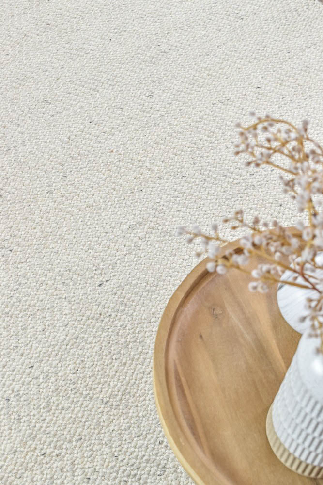 kalvin Wool Silver Ivory Rug.