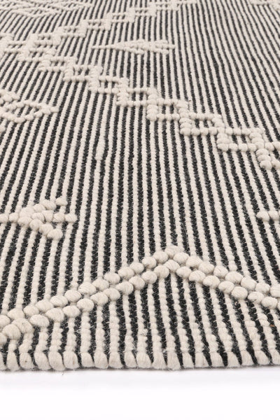 Anjuna Aztec Wool Blend Cream Rug (No Tassel) | Treasures Of Turkey