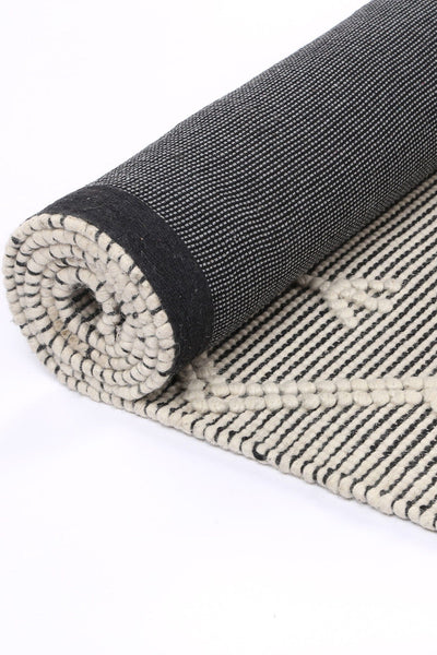 Anjuna Aztec Wool Blend Cream Rug (No Tassel) | Treasures Of Turkey