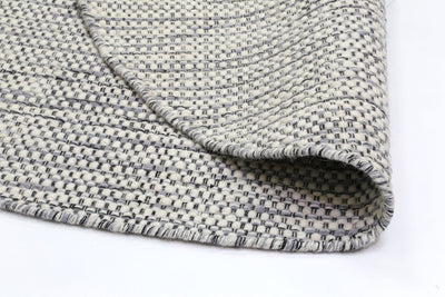 Zenno Grey Round Brand Ventures