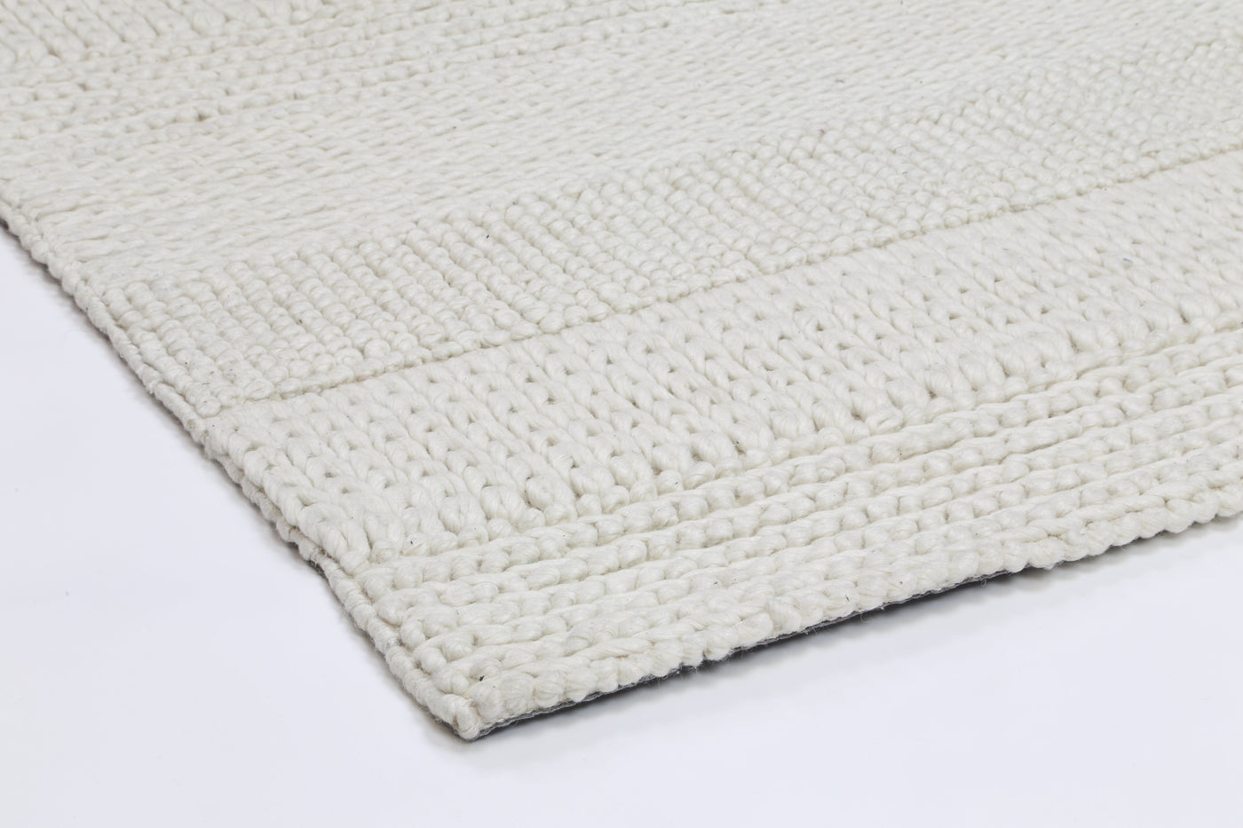 Handmade Zara White Wool Rug.