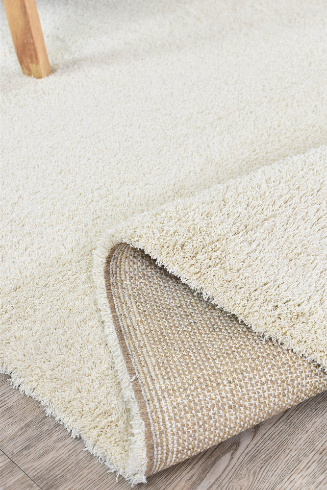 Tango Cream Rug - Turkish-inspired shaggy rug from Treasures of Turkey