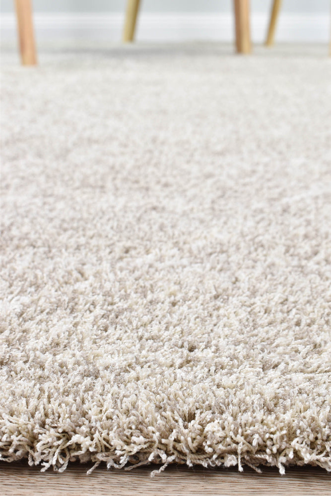 Tango Diamond Latte Rug - Turkish-inspired shaggy rug from Treasures of Turkey