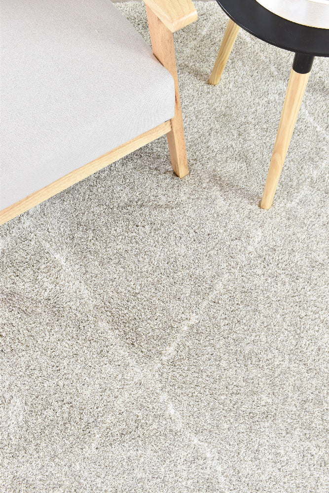 Tango Diamond Latte Rug - Turkish-inspired shaggy rug from Treasures of Turkey