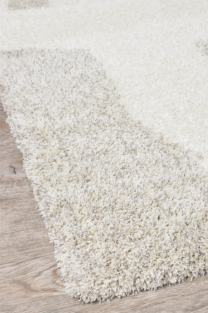Tango Latte Rug - Turkish-inspired shaggy rug from Treasures of Turkey