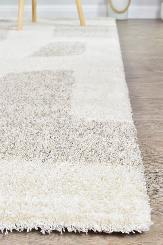 Tango Latte Rug - Turkish-inspired shaggy rug from Treasures of Turkey