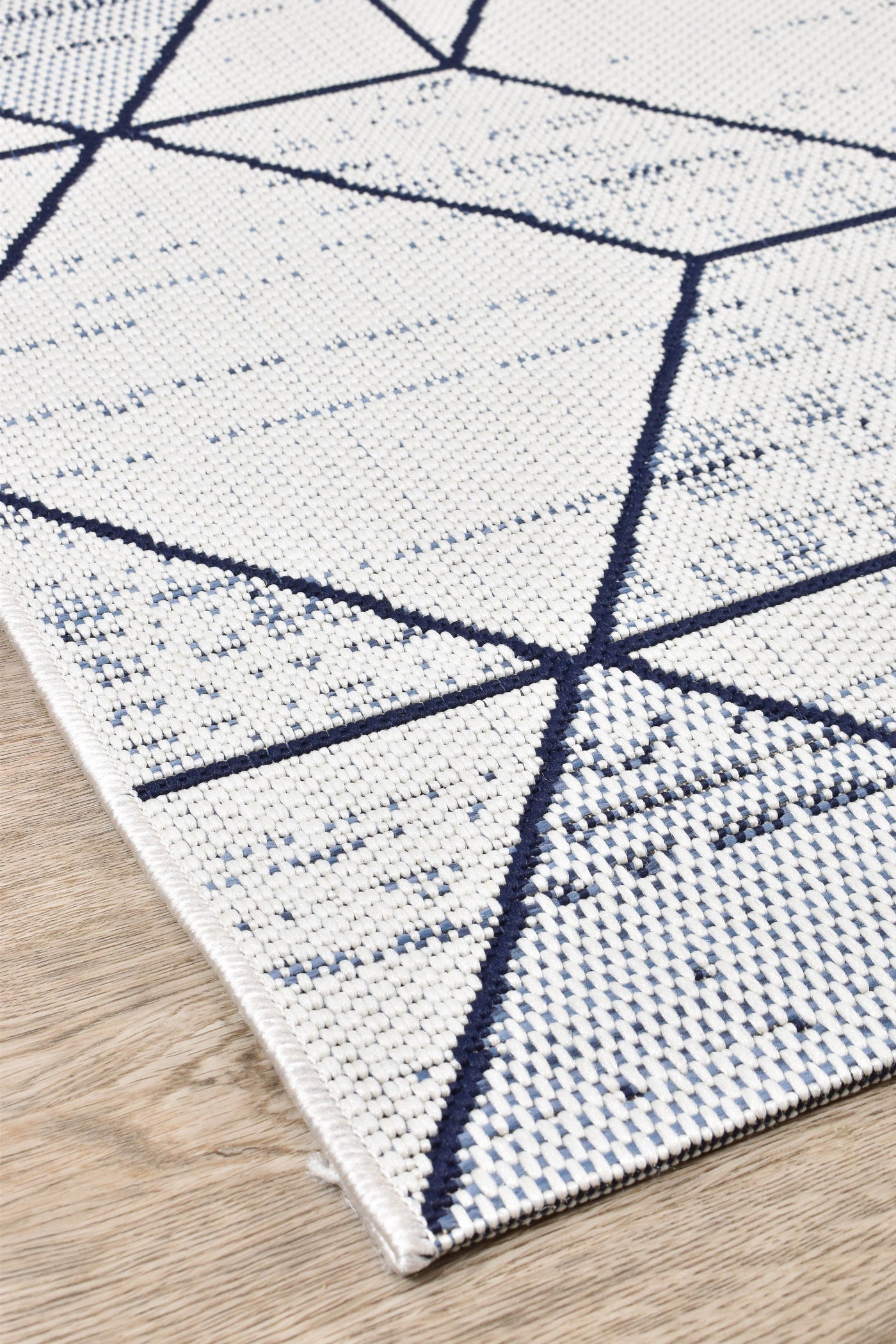 Mirada White Blue Rug 47277-396.