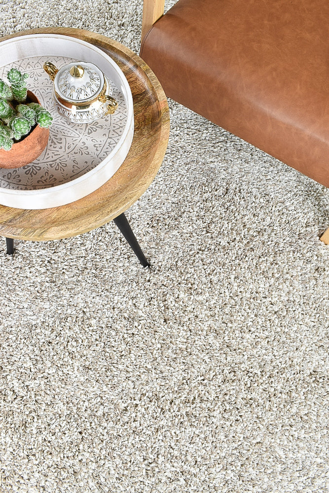 Plain Portland Shaggy Rug Beige - Turkish-inspired shaggy rug from Treasures of Turkey